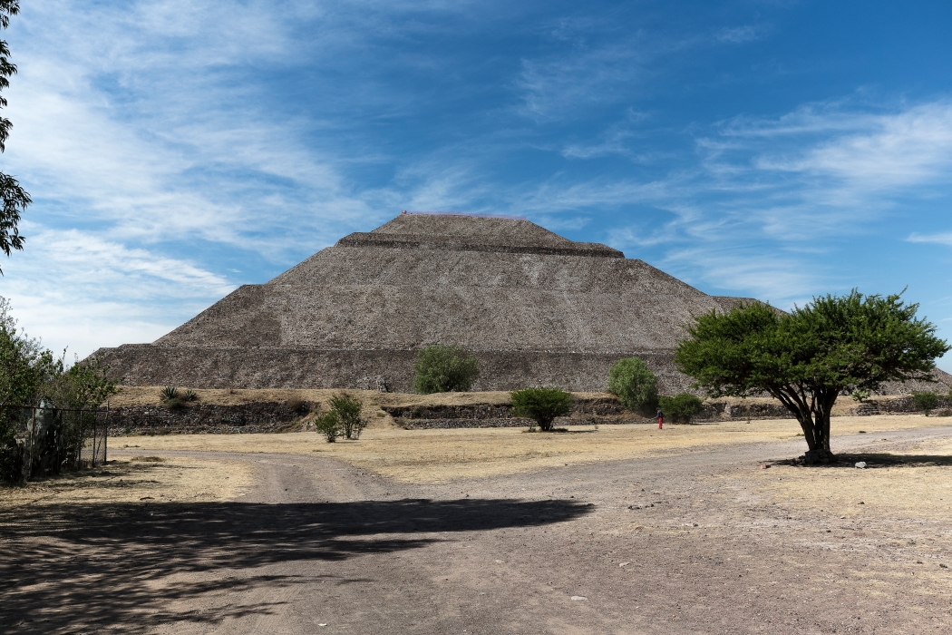 07/04/2014-Puebla(Mexique)-Site de Teotihuacan-->Temple du solei