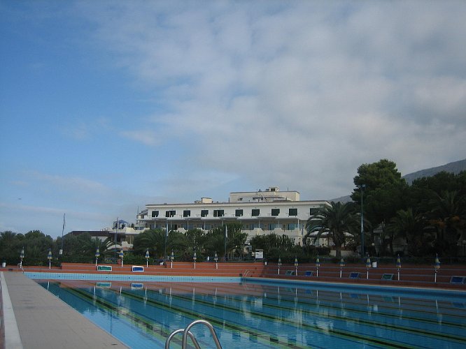 20061023-7024mc.JPG