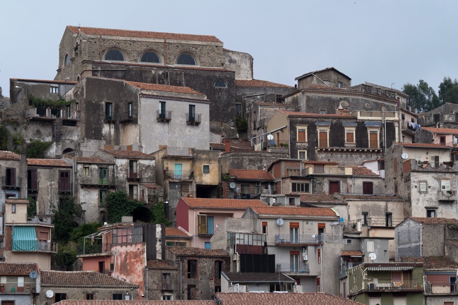 201009-Sicile-5013-p3.jpg - 22/09/2010-Castiglione(Sicile)-->Le village