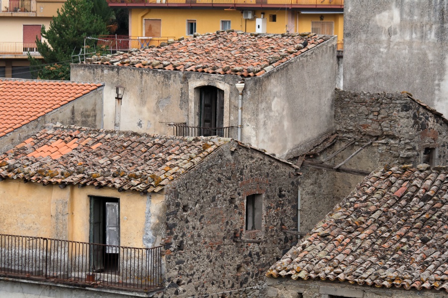 201009-Sicile-5015-p3.jpg - 22/09/2010-Castiglione(Sicile)-->Le village