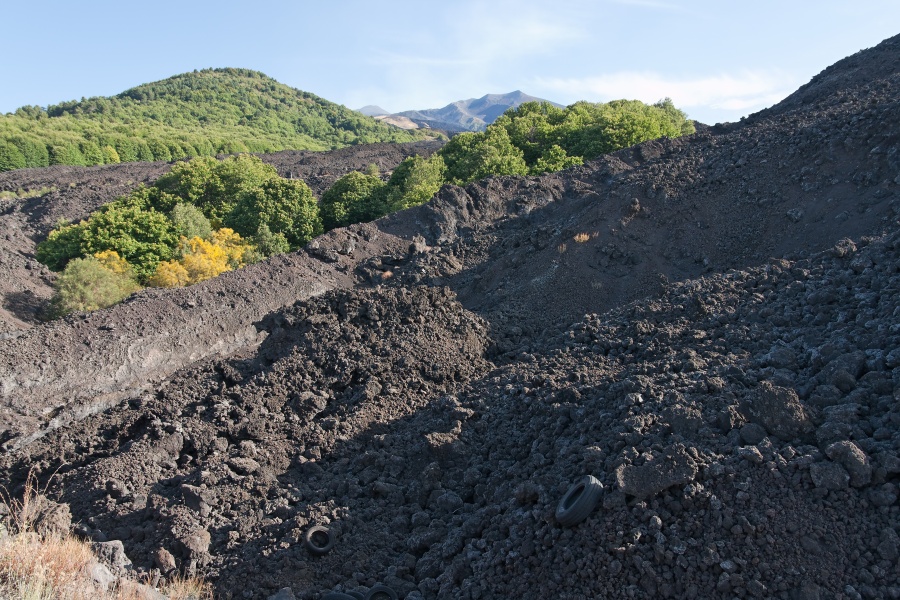 201009-Sicile-2103-p4.jpg - 21/09/2010-Etna(Sicile)-Arrivée sur le site