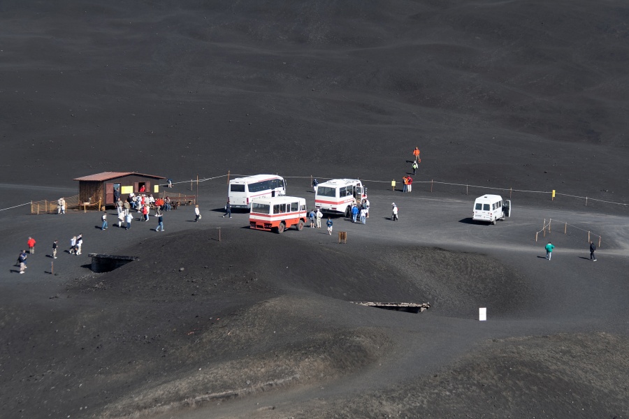 201009-Sicile-2301-p3.jpg - 21/09/2010-Etna(Sicile)-En haut