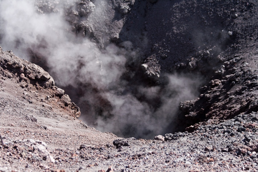 201009-Sicile-2334-p3.jpg - 21/09/2010-Etna(Sicile)-En haut