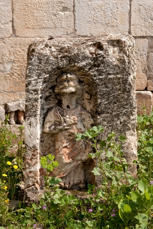 20090312-6142-p4.jpg - 13/03/2009-Syrie-Cite romain d'Apamée-->Musée