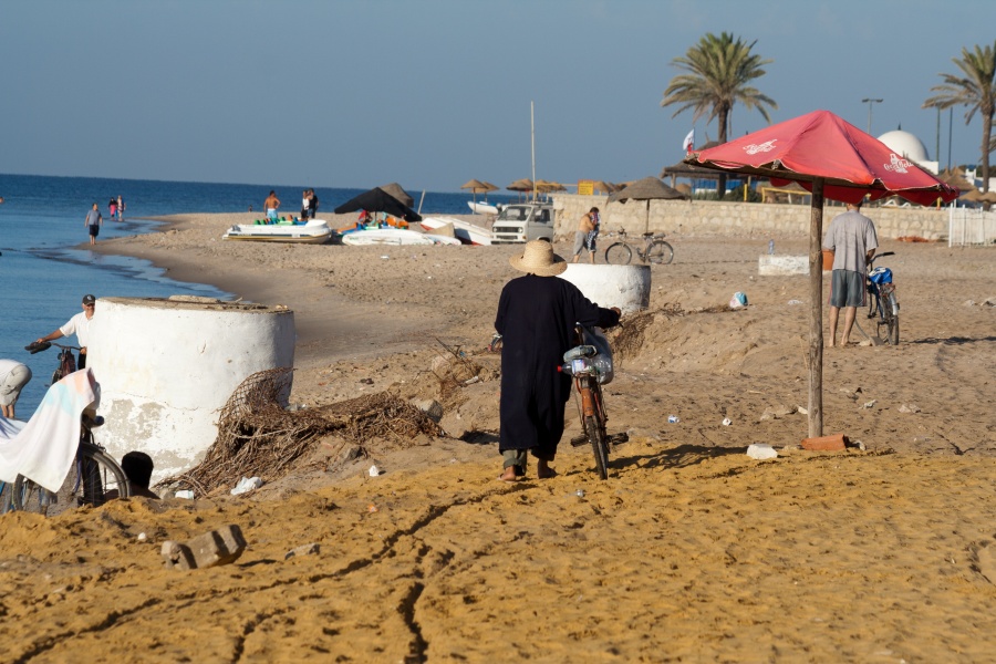 201008Tunisie-5002-p3.jpg - 2010/08-Nabeul (Tunisie)-Un dimanche tunisien
