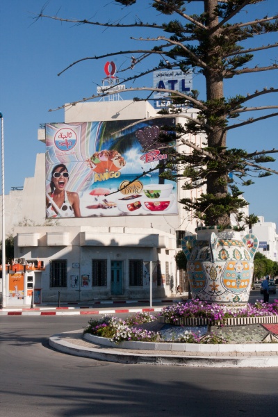 201008Tunisie-5043-p4.jpg - 2010/08-Nabeul (Tunisie)-Un dimanche tunisien