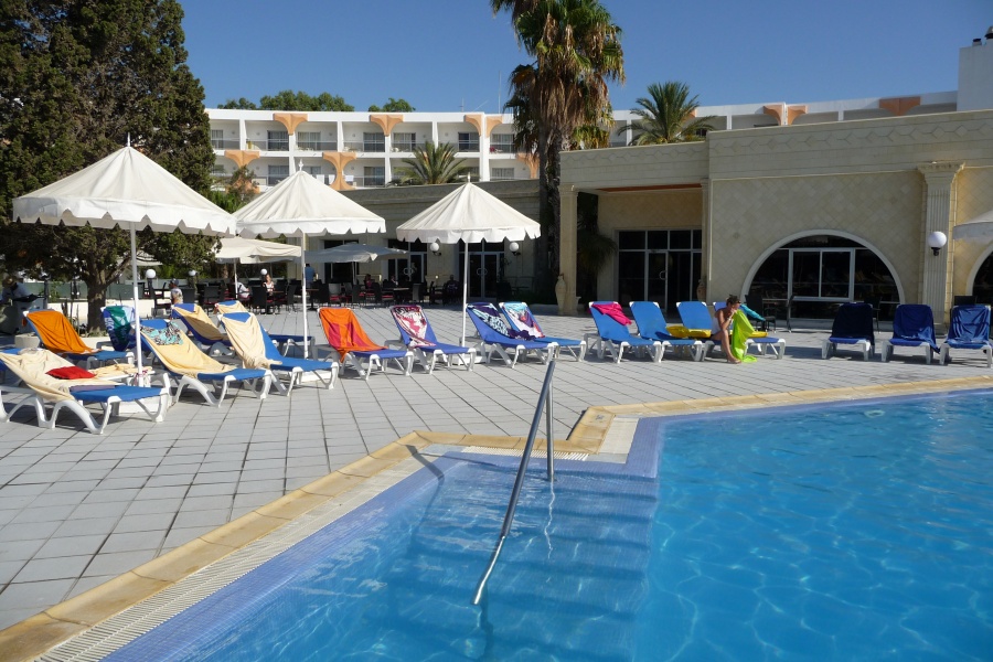 201008Tunisie-8020-pz.jpg - 2010/08-Nabeul (Tunise) - L'hotel