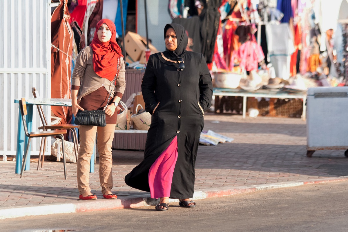 20121110-3115-p3.jpg - 10/11/2012-El Ajim(Tunisie)-Le bac vers le continent