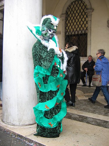 2060225-1005pa.JPG