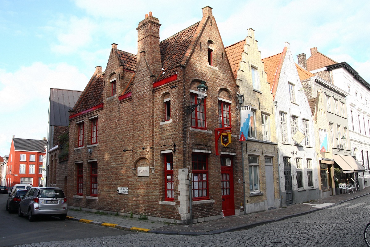 20130921-0032-p4.JPG - 21/09/2013-Bruges(Belgique)-->Dans les rues