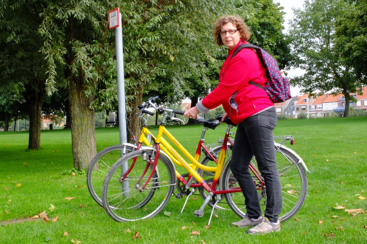 20130921-0036-px.JPG - 21/09/2013-Bruges(Belgique)-->Balade en vélo, Jocelyne
