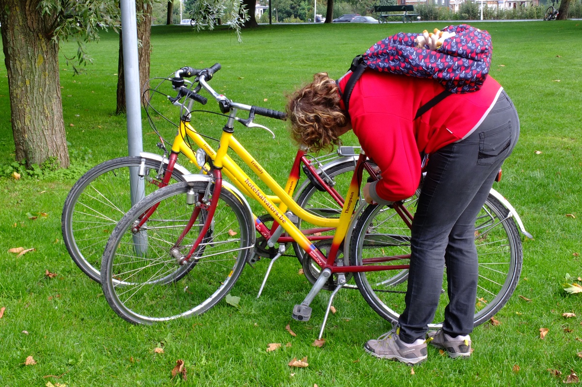20130921-0037-px.JPG - 21/09/2013-Bruges(Belgique)-->Balade en vélo, Jocelyne
